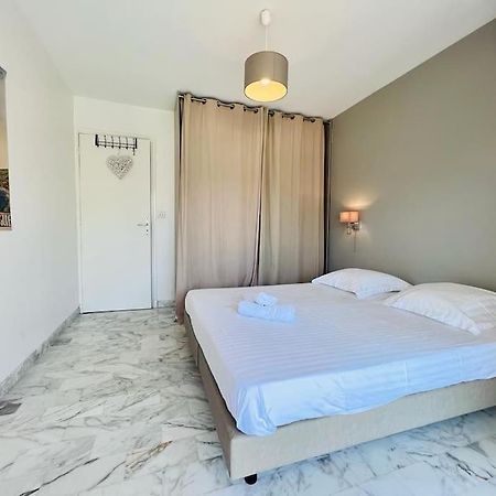 Le Pinede - Apt 4 Prs- Parking - Clim - 500M Plages Antibes Kültér fotó
