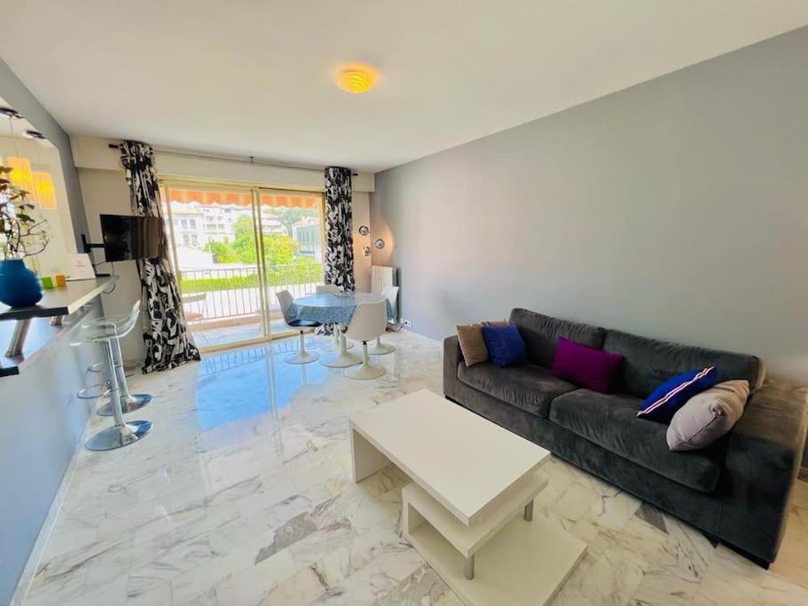 Le Pinede - Apt 4 Prs- Parking - Clim - 500M Plages Antibes Kültér fotó