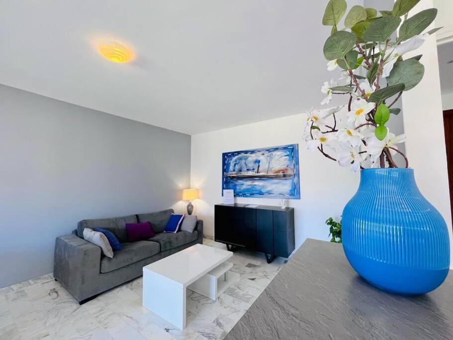 Le Pinede - Apt 4 Prs- Parking - Clim - 500M Plages Antibes Kültér fotó