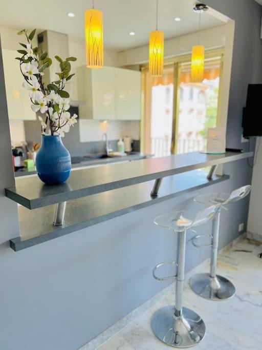 Le Pinede - Apt 4 Prs- Parking - Clim - 500M Plages Antibes Kültér fotó