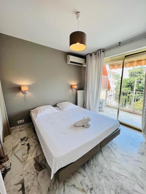 Le Pinede - Apt 4 Prs- Parking - Clim - 500M Plages Antibes Kültér fotó