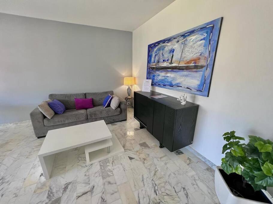 Le Pinede - Apt 4 Prs- Parking - Clim - 500M Plages Antibes Kültér fotó